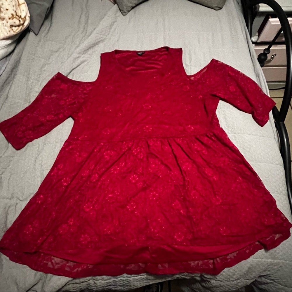 Torrid lace baby doll 3x top. New with out tags size 3. Smoke and pet free home.